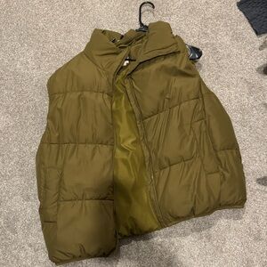 Women's Olive Puffer Vest